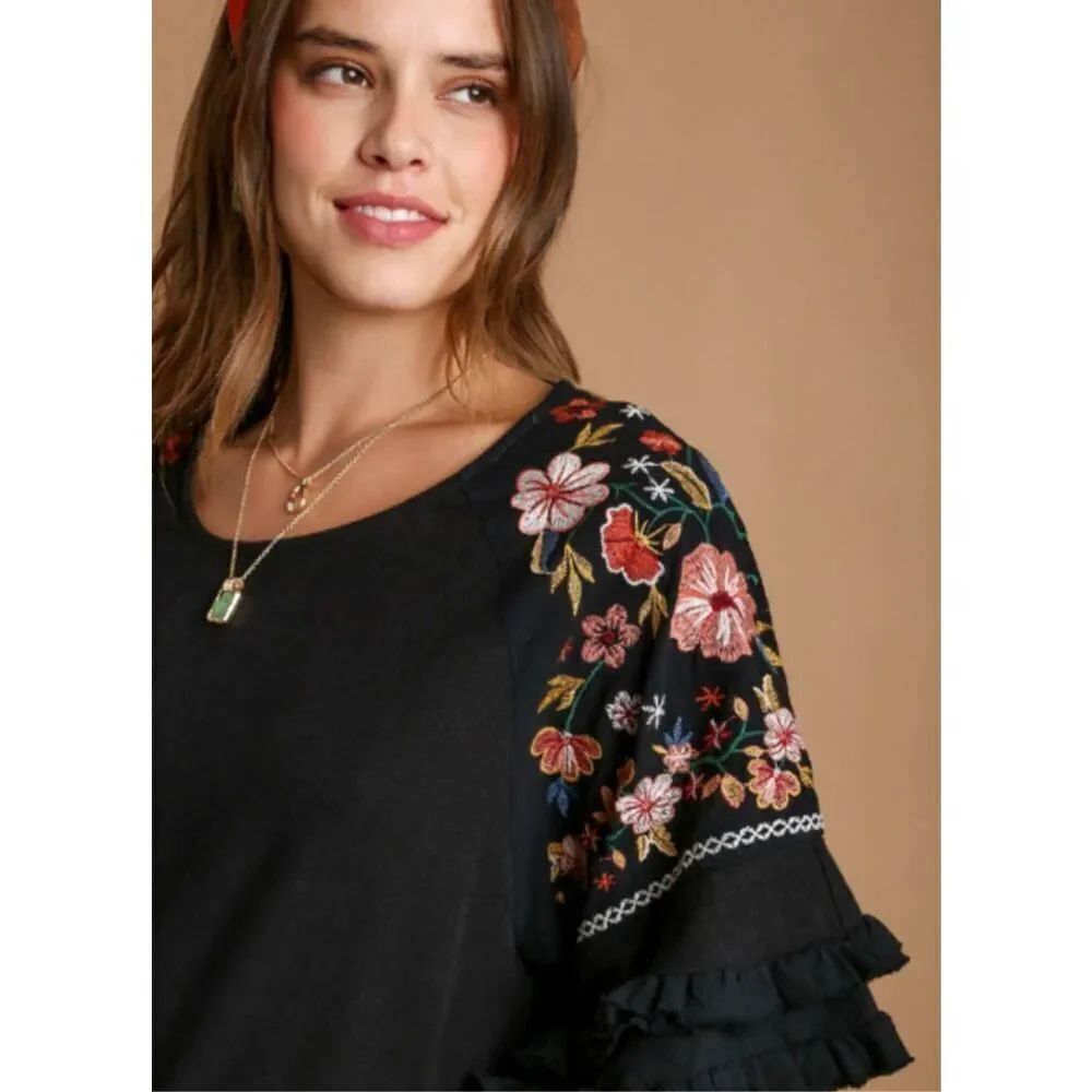 Umgee  double Ruffle sleeve Embroidered top M - Picture 10 of 10